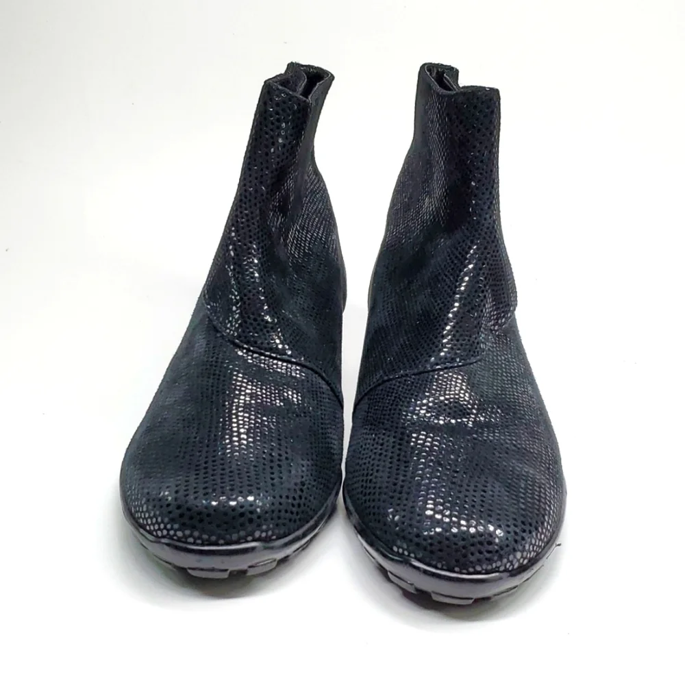 VAN ELI Sport Sparkle Black Ankle Booties